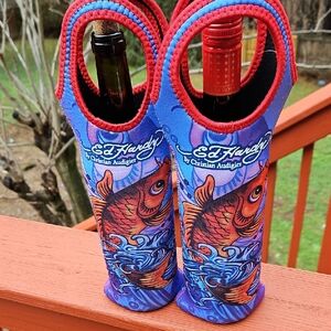 NWOT 2 Piece Set Ed Hardy Christian Audigier Vibrant Koi Fish Wine Holder Set